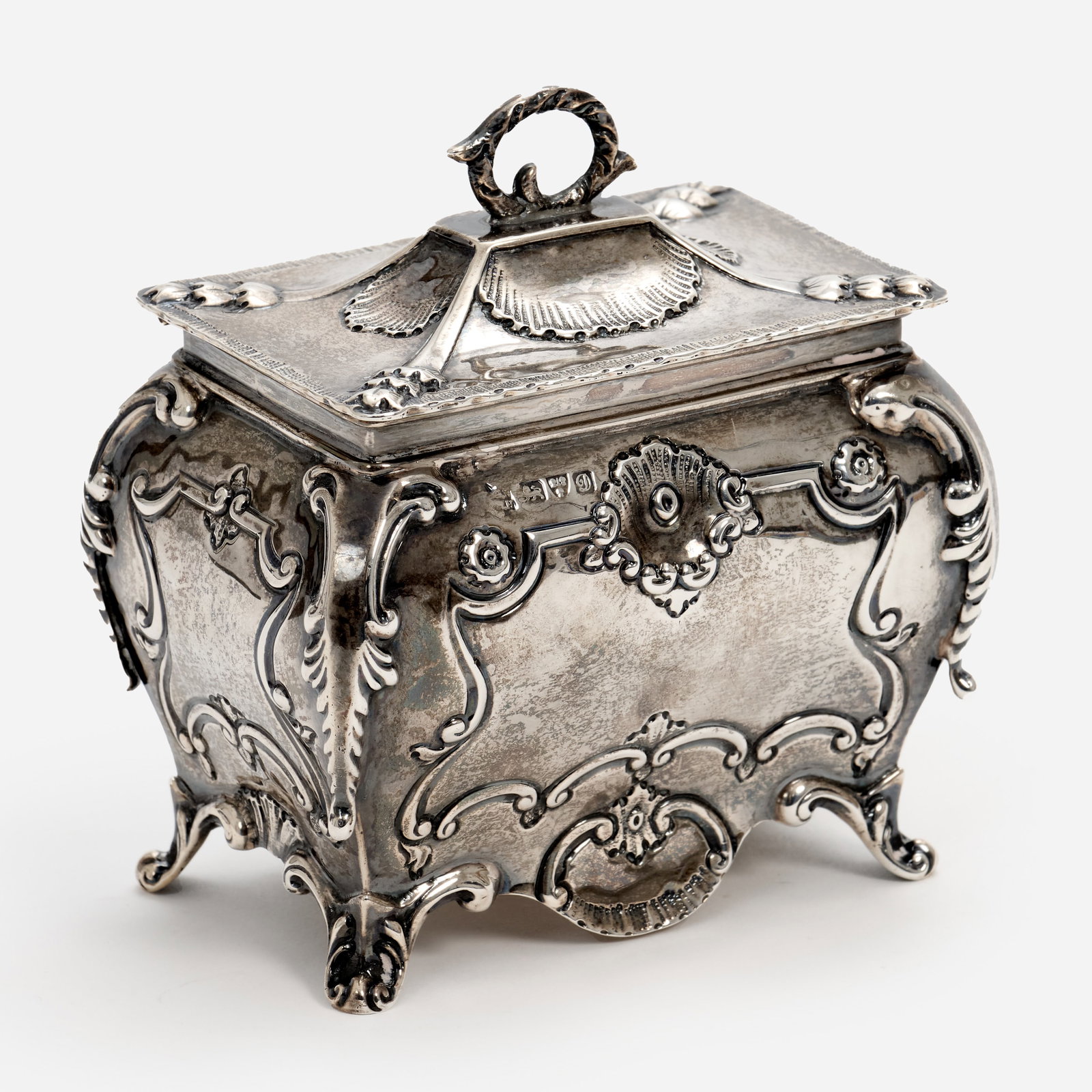 Nathan & Hayes (Chester) 1904 Sterling Tea Caddy (8.07 ozt.): George Nathan & Ridley Hayes Chester (England), 1904 Footed tea caddy with hinged lid Sterling silver 4 1/4" x 4 1/4" x 2 3/4" 8.07 ozt.