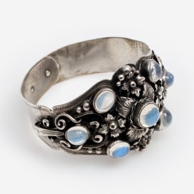 Peruzzi "Arts & Crafts" Sterling Moonstone Bracelet