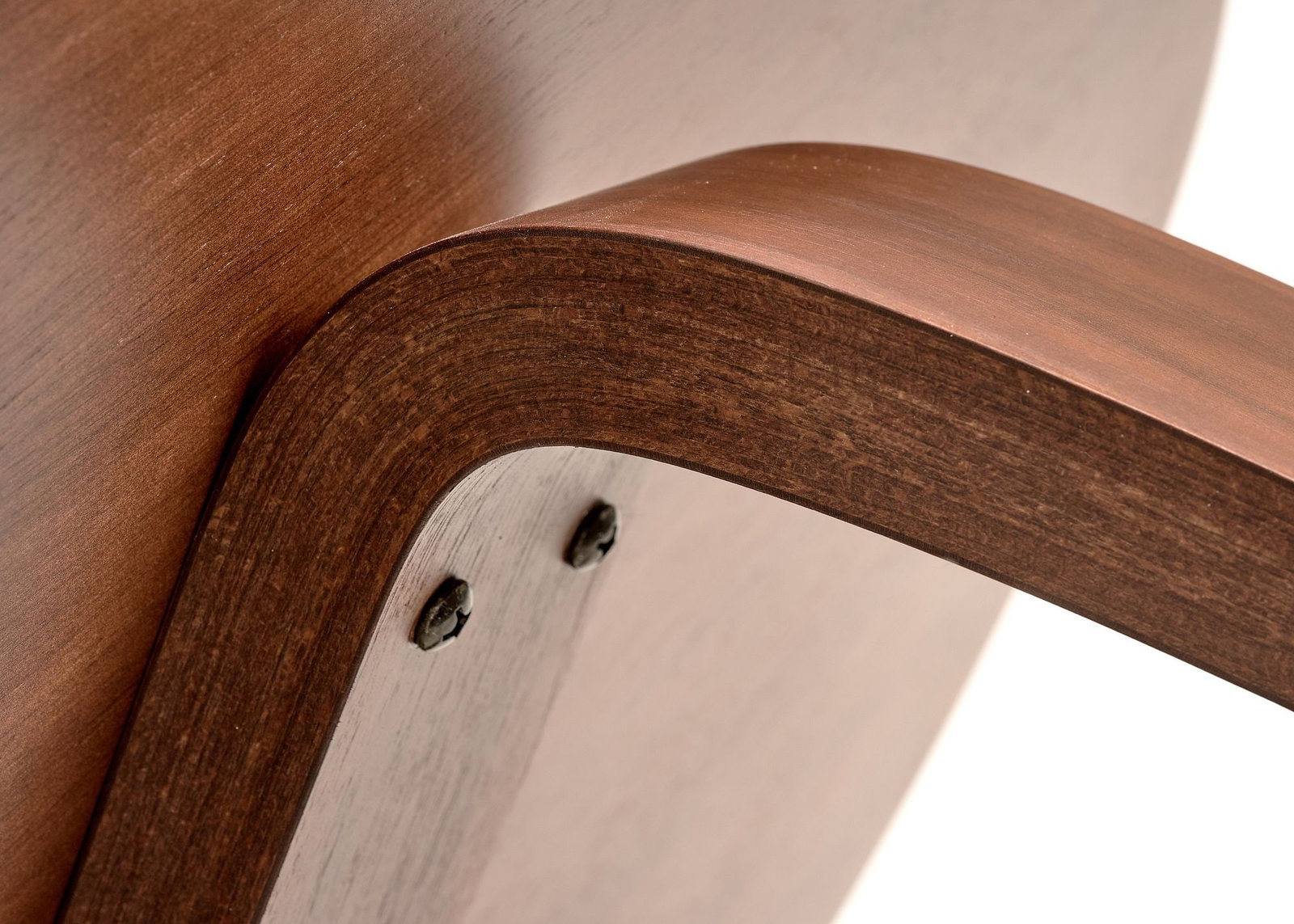 Cherner Oval Dining Table (2020) - 15