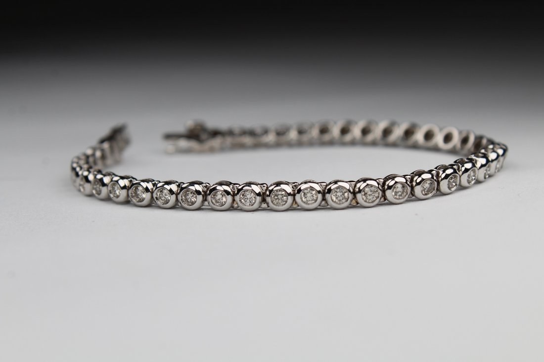 18k White Gold Bezel-Set Diamond Bracelet (1 of 4)