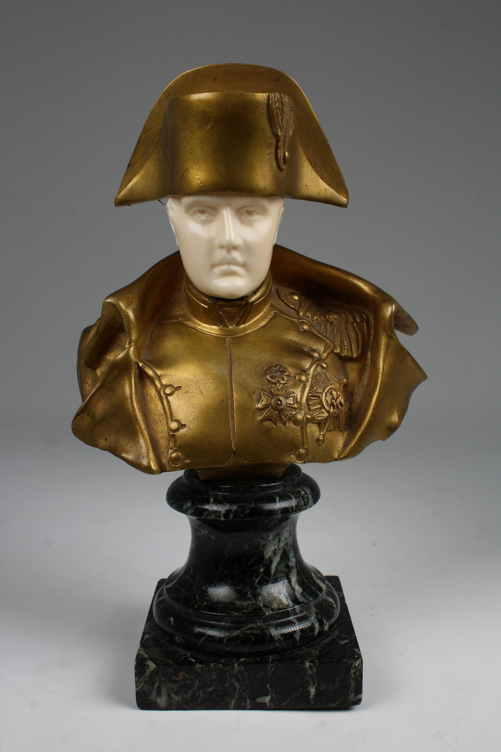 Canova, Gilt Bronze Naploeon Bust on Marble Base (1 of 10)