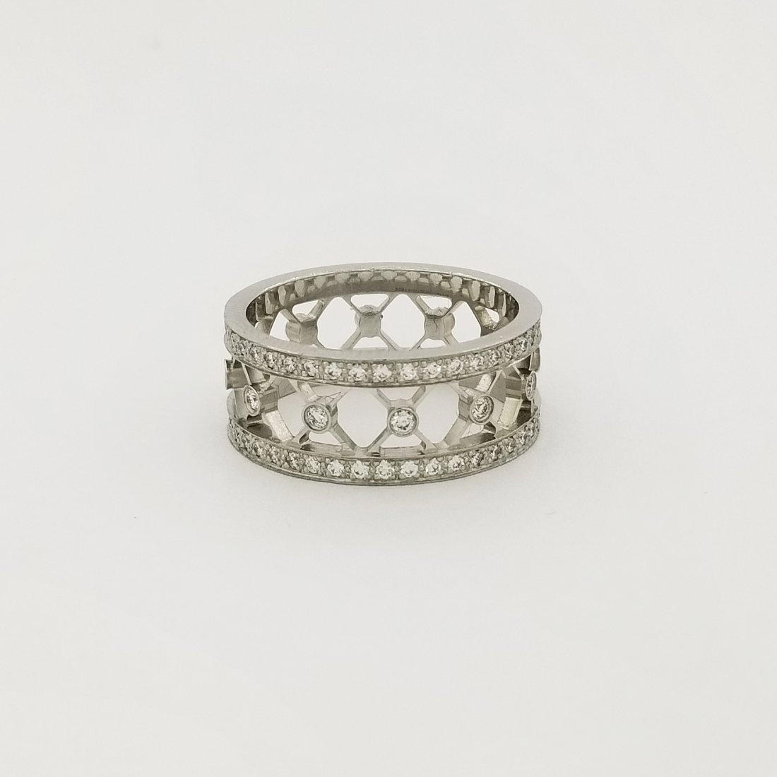 Tiffany & Co Voile Platinum Diamond Ring (1 of 5)