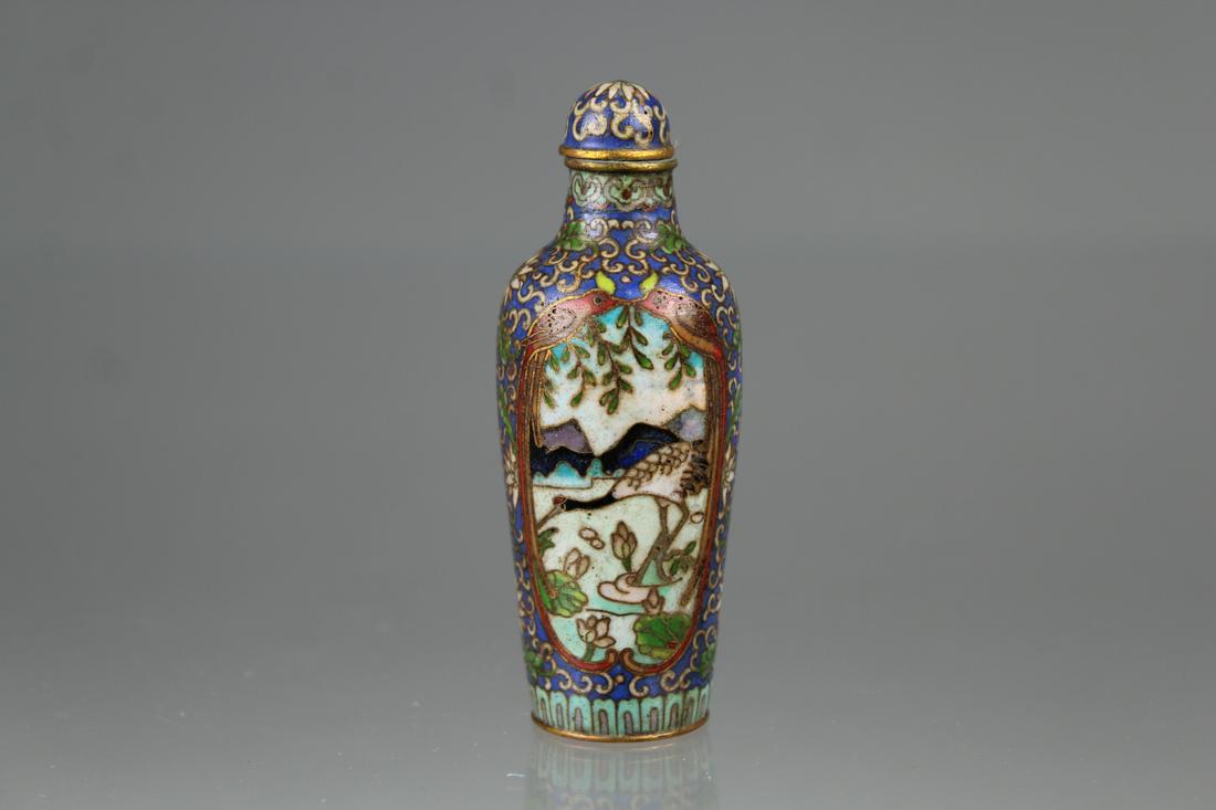 Chinese Cloisonne 'Crane' Snuff Bottle (1 of 7)