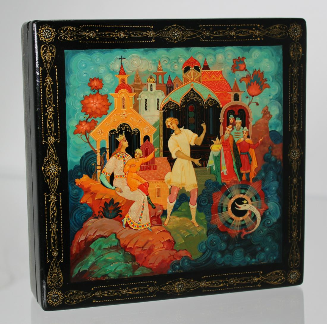 Signed, Russian Handpainted/Lacquered Box (1 of 9)