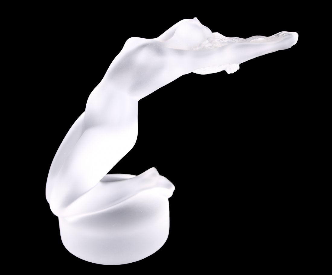 LALIQUE Signed Kneeling Nude Figure: LALIQUE Signed Kneeling Nude Figure. Marked on base. Comes with original box. Box Size: 3 x 6.5 x 7.75 in.