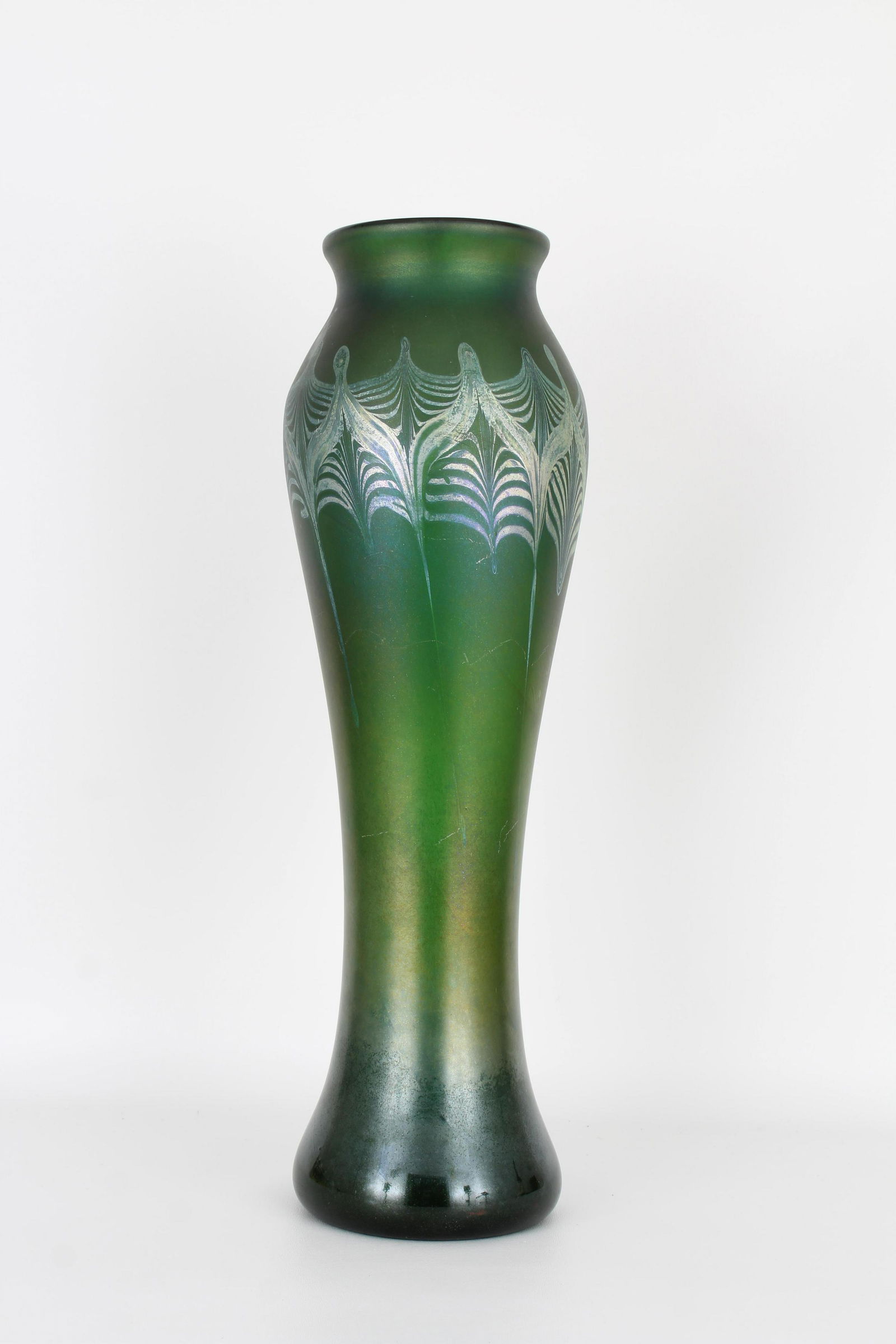 Large Tiffany Favrile Glass Vase (1 of 10)