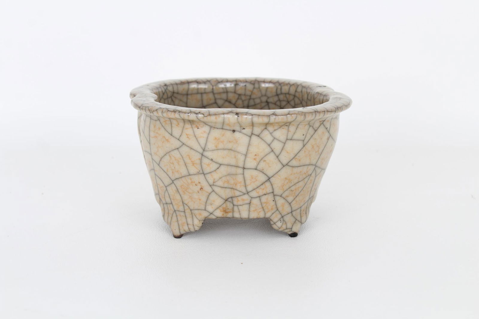 Chinese Ming Dynasty Ge-Type Censer (1 of 6)