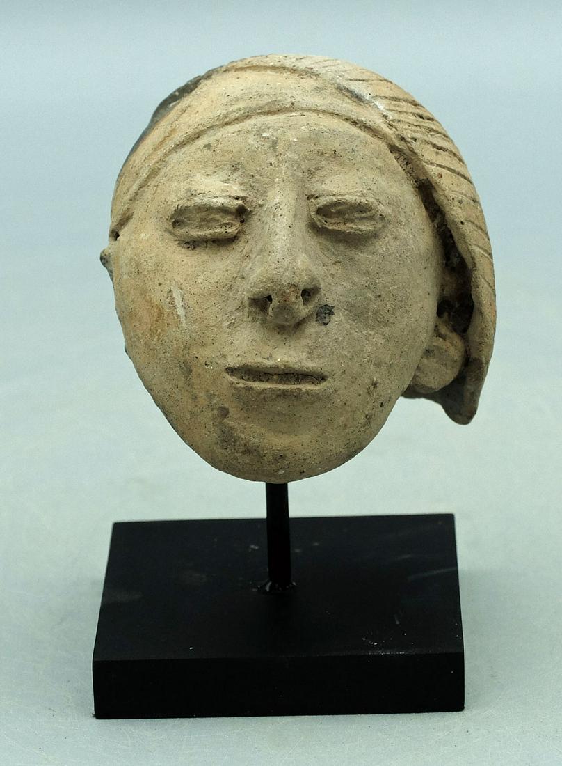 Tumaco-LaTolita Head - Colombia (1 of 3)