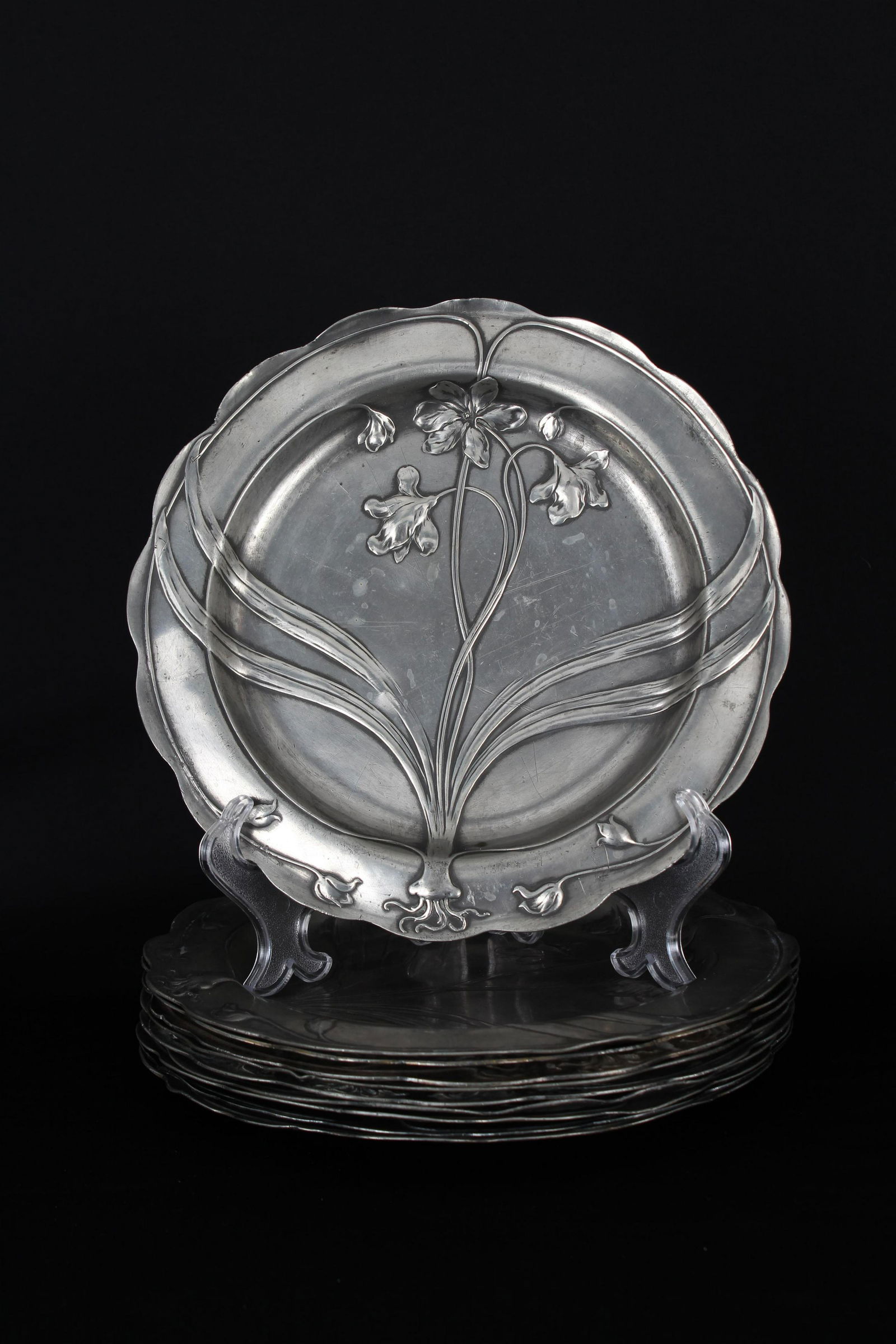 (10) Art Nouveau Spelter Dishes: (10) Art Nouveau Spelter Dishes. Diameter: 8.5 in.