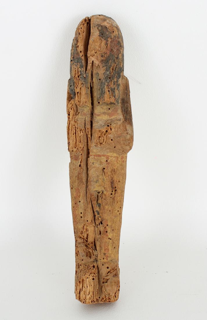 Egyptian Carved Woode Ushabti Figure: Egyptian Carved Woode Ushabti Figure. Age unknown. Provenance: Deceased estate of Dr. JOhn Schaeffer (Orlando, Florida). Height: 7 inches.