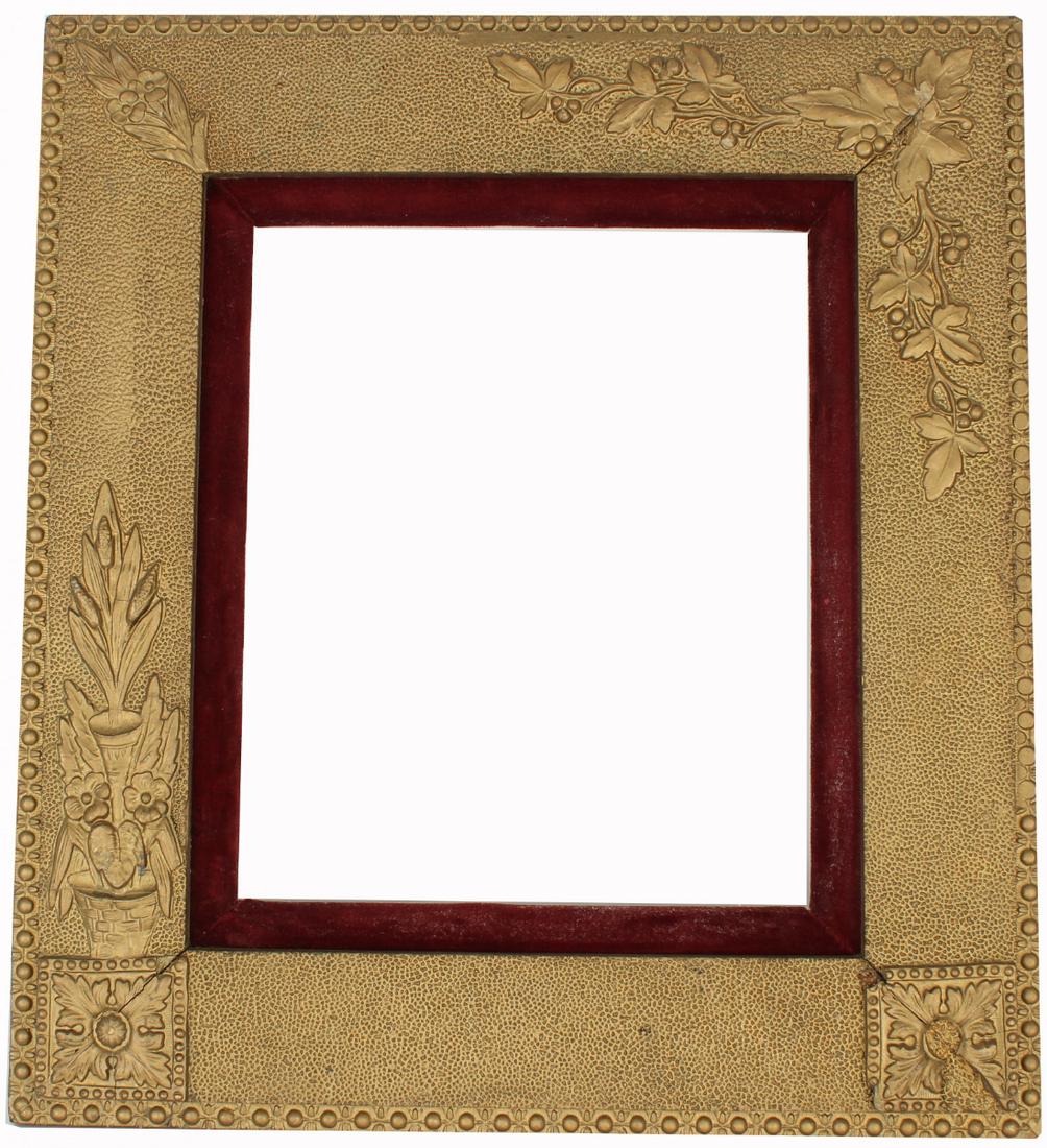 19th C. Carved/Applied Decoration/Gilt Wood Frame (1 of 3)