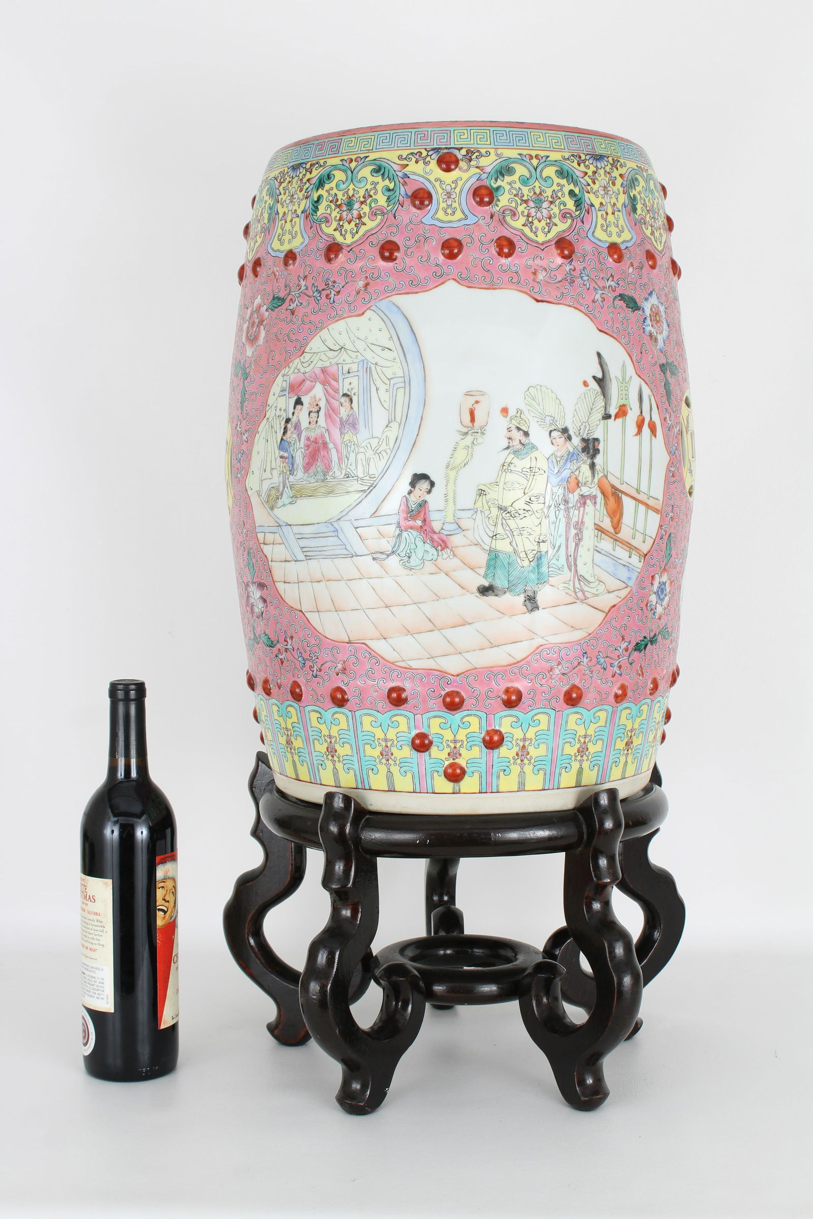 Chinese Porcelain Garden Stool on Stand (1 of 8)