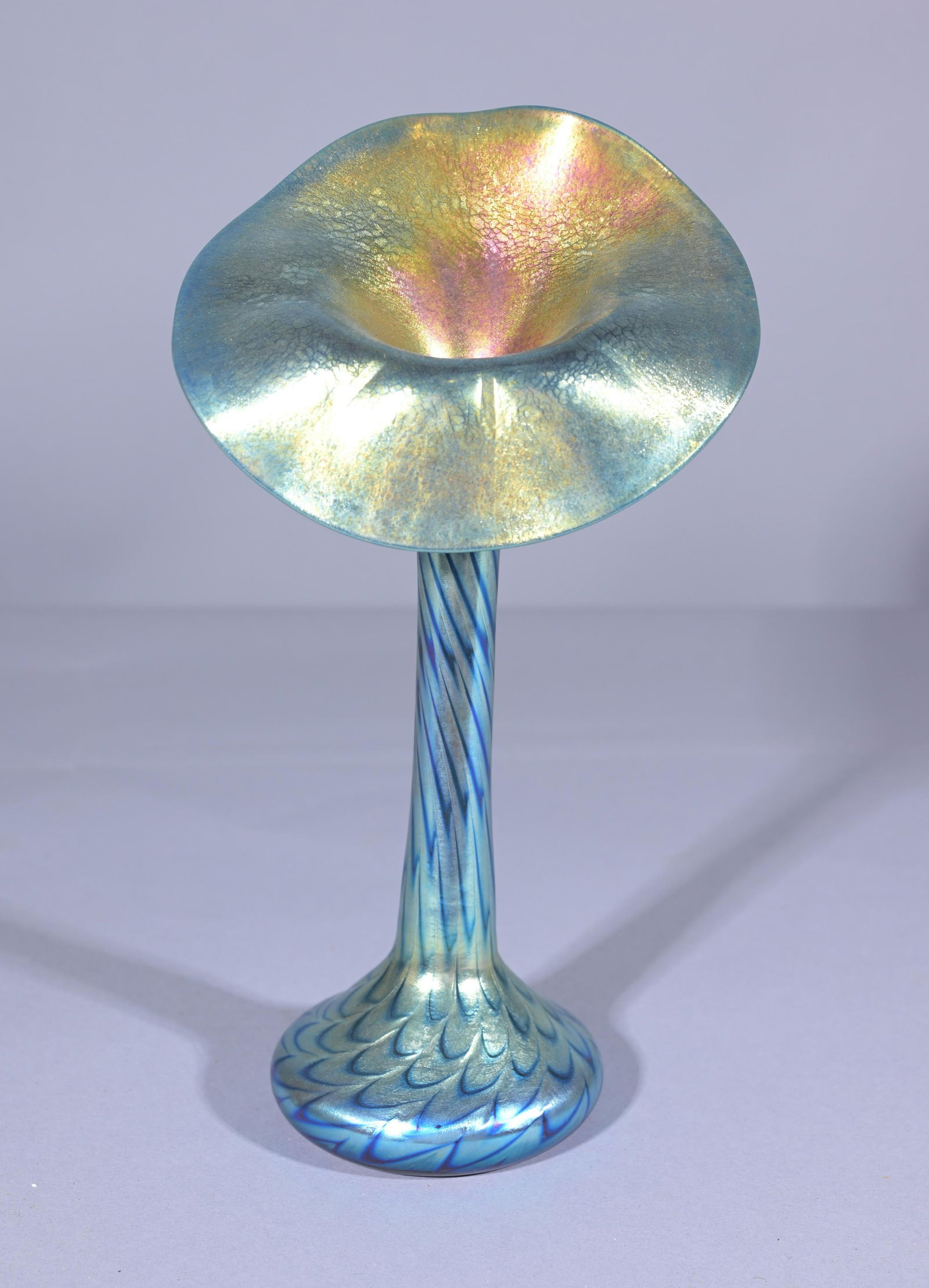 Lundberg Studios Jack in the Pulpit Glass Vase (1 of 6)