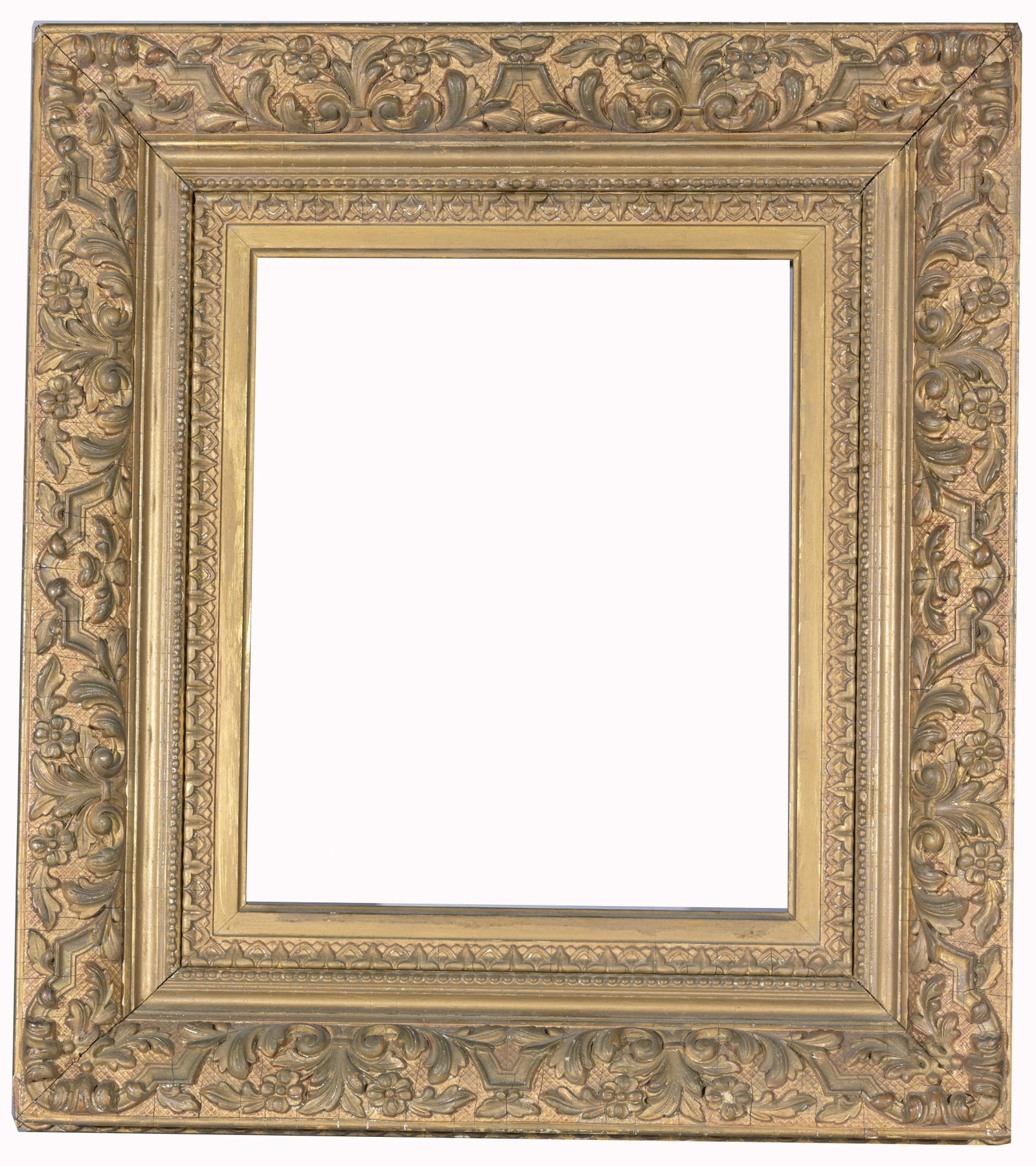 European Gilt Frame - 12 1/8 x 10 1/8: European Gilt Frame Rabbet Size: 12 1/8 x 10 1/8 in. Overall Framed Size: 19.5 x 17.5 in . (07-219) (115)