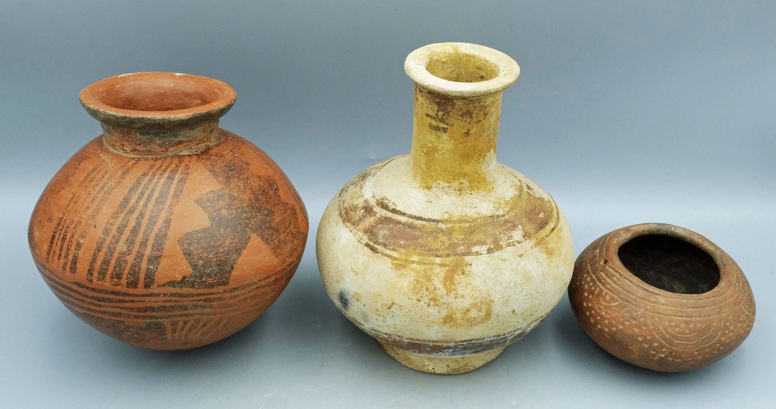 (3) Vessels from Northern Panama: A trio of fine vessels from Panama, ca. 900 BC - 1000 AD. The group consists of a lovely 5-1/2 in. high Boruca ware olla from the Diquis region decorated with the characteristic resist designs; a rare