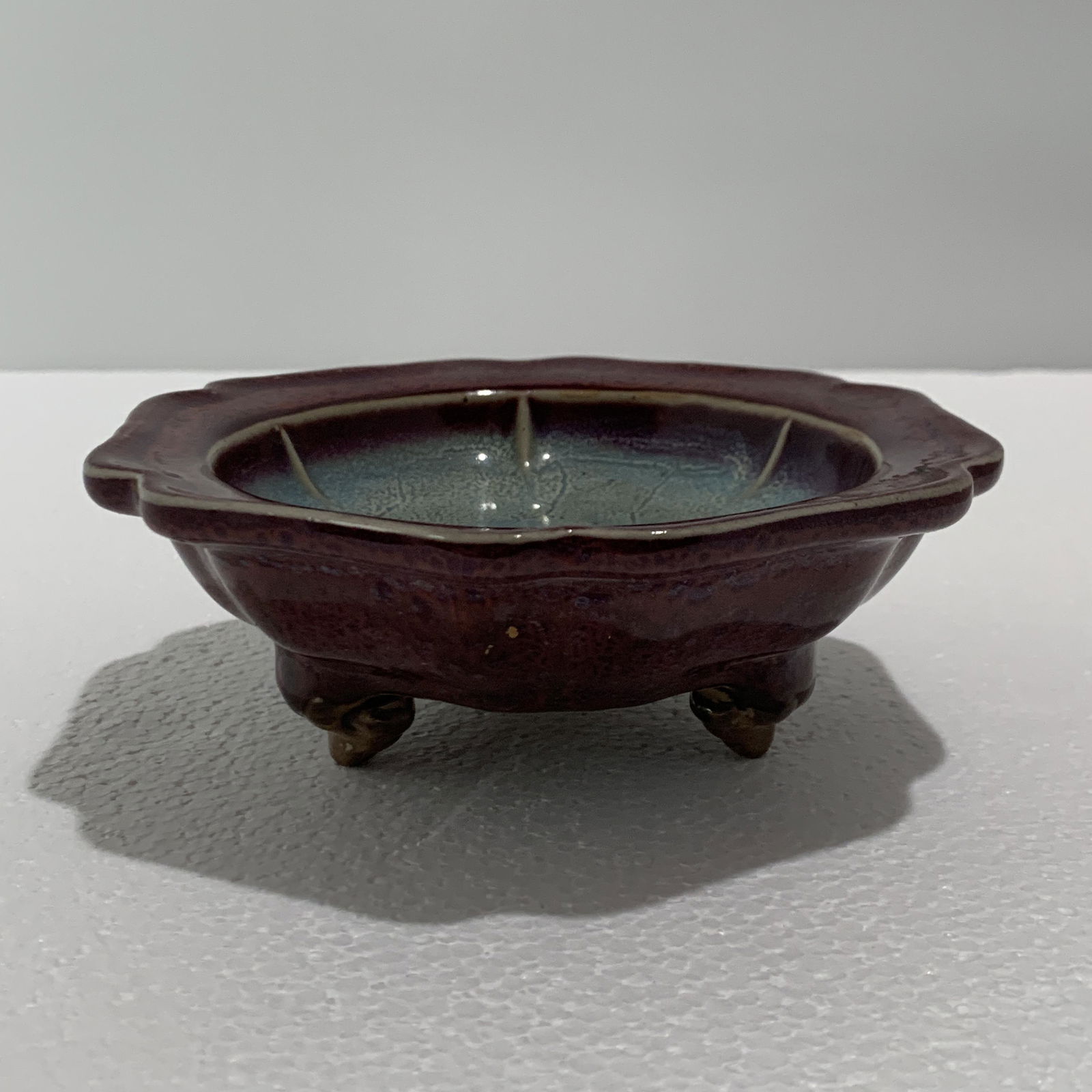 Chinese Jun-type tripod brush washer (1 of 7)