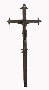 Italian 17th/18th C. Crucifix with Memento Mori: Italian 17th/18th Century Crucifix with Memento Mori Skull and Crossbones, Bronze, Overall Size: 9 x 4 in.