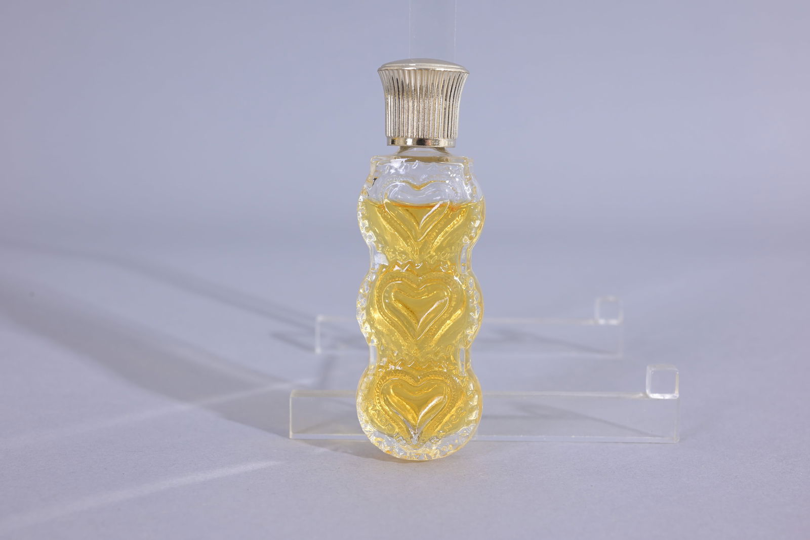 R. Lalique for Nina Ricci Three Hearts Bottle (1 of 5)