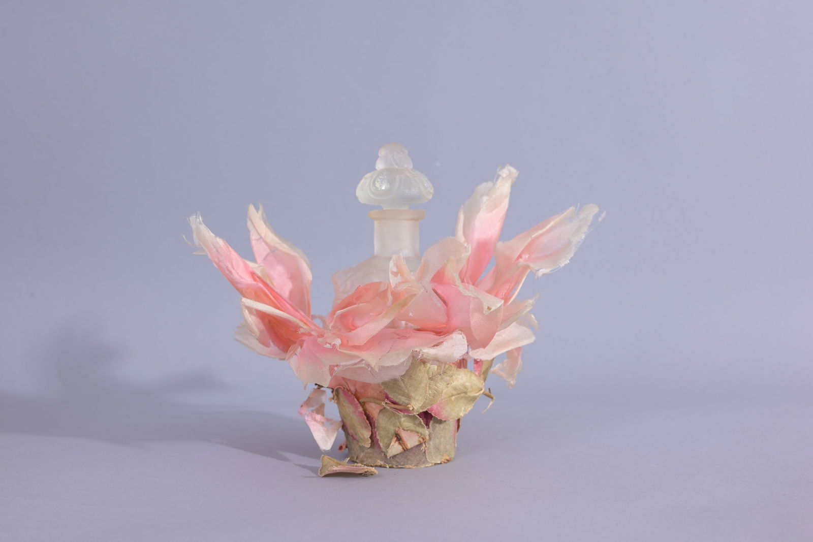 1925 J.Viard, Coryse Rose D'Ispahan lotion bottle (1 of 6)