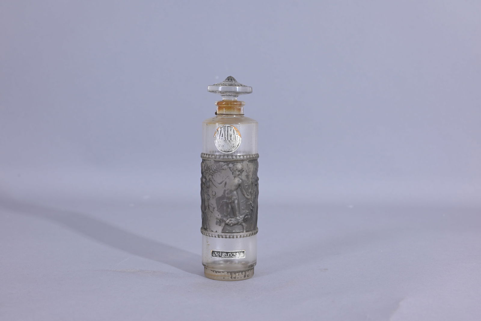 J.Viard, Isabey La Route d'Emeraude perfume bottle: Valmy Paris, Julien Viard flacon. 'La Route d'Emeraude' by Isabey c. 1920s. clear/frost crystal, grey patina (Misc - 12) Provenance: single owner lifetime collection from Jacksonville, FL - Entire col