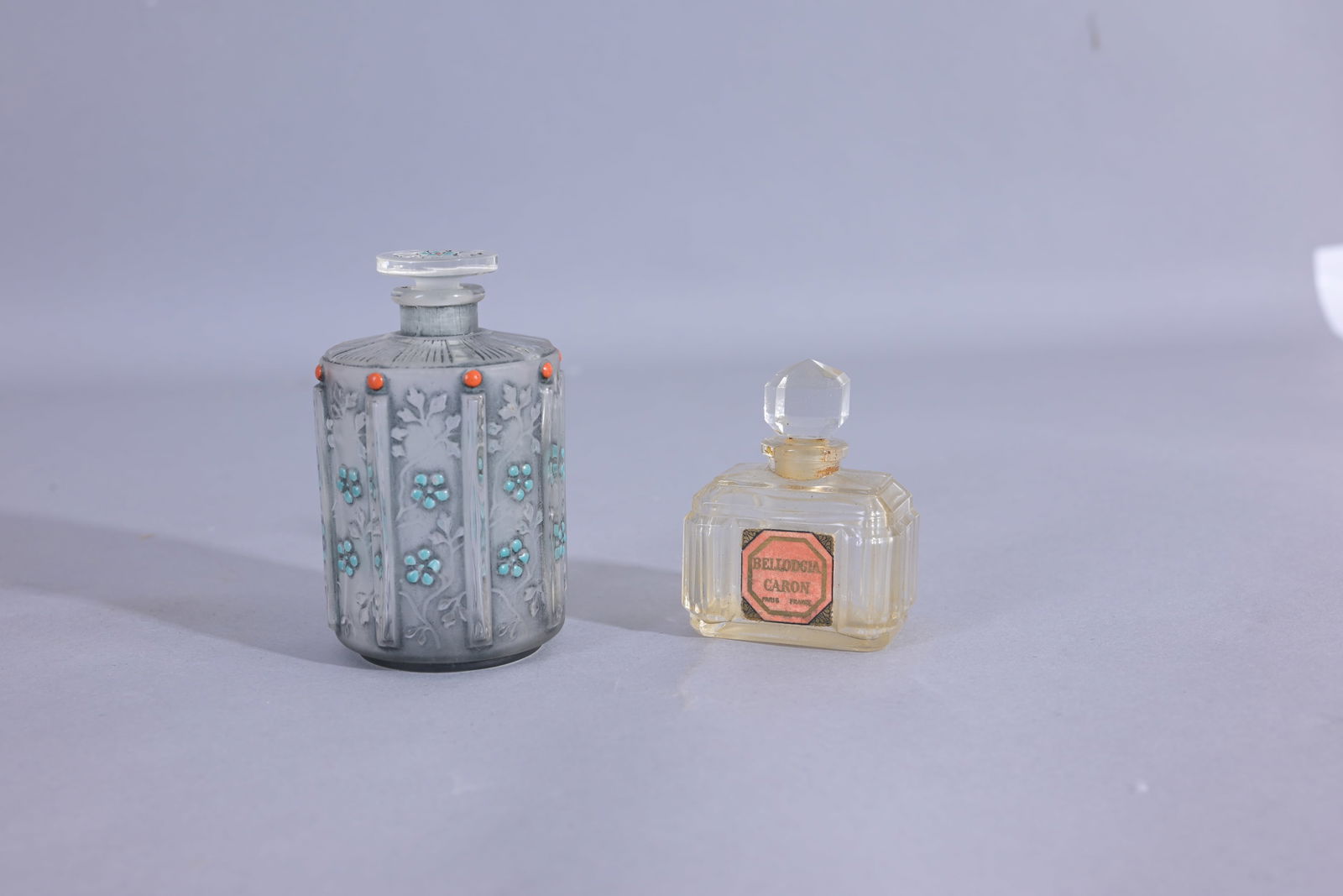 J.Viard, Isabey Bleu de Chine Perfume Bottle (1 of 4)