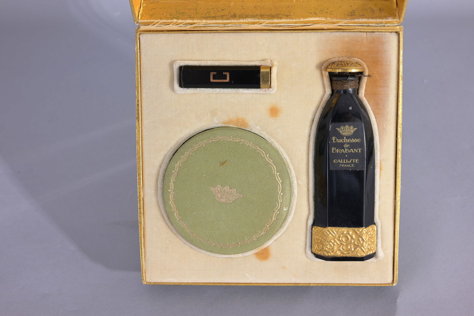 Calliste "Duchesse de Brabant" Perfume (1 of 4)