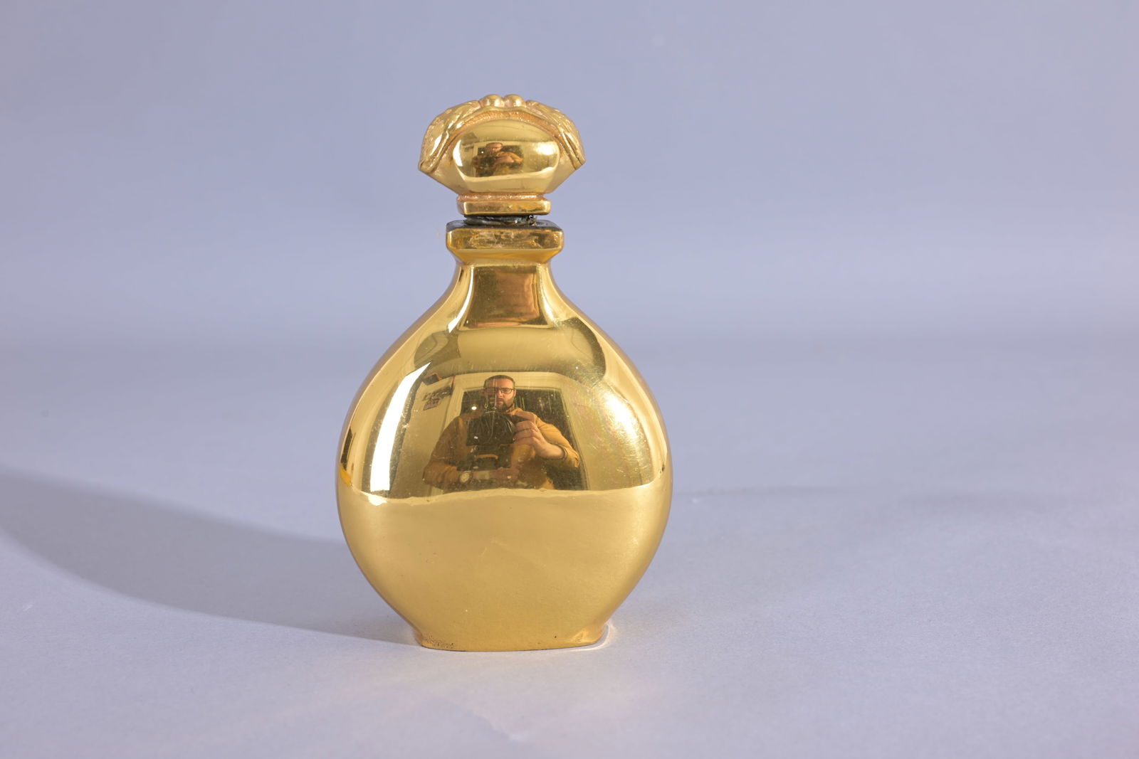 CARON" PARFUM SACRE" Perfume Bottle (1 of 6)