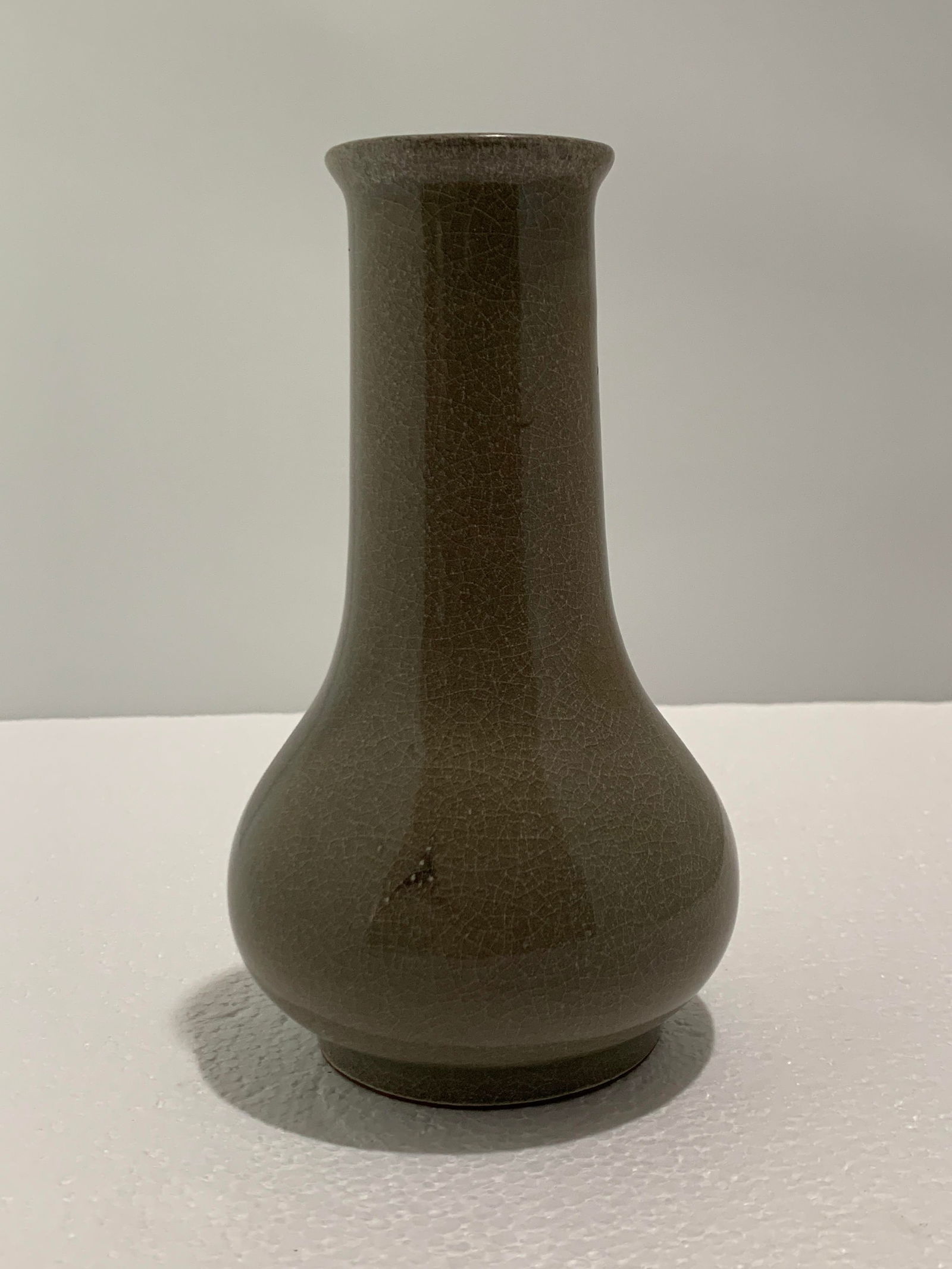Chinese celadon vase: A Chinese celadon vase, H. 16.5 cm Provenance: Private collection British Columbia, Canada Condition: Except traces of age including but not limited to light scratches and stains, otherwise in good co