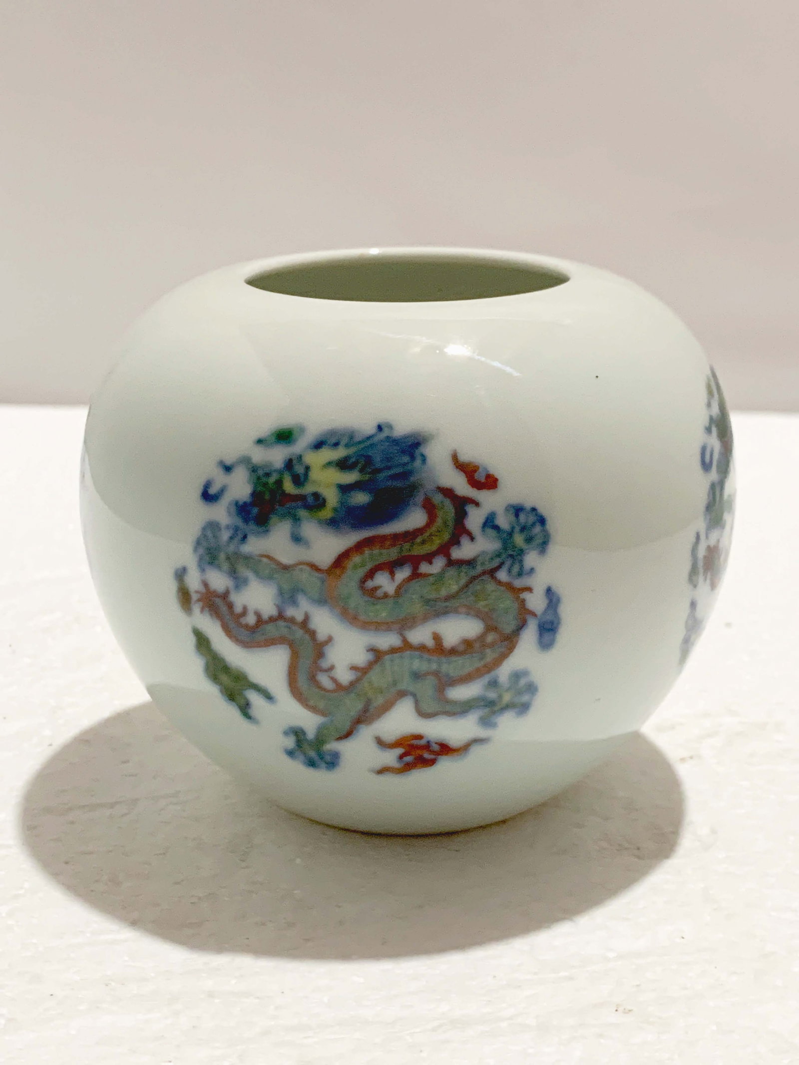 Chinese Doucai Water Pot: A Chinese Doucai Water Pot, H. 8.5 cm THIS ITEM IS BEING OFFERED AT NO RESERVE