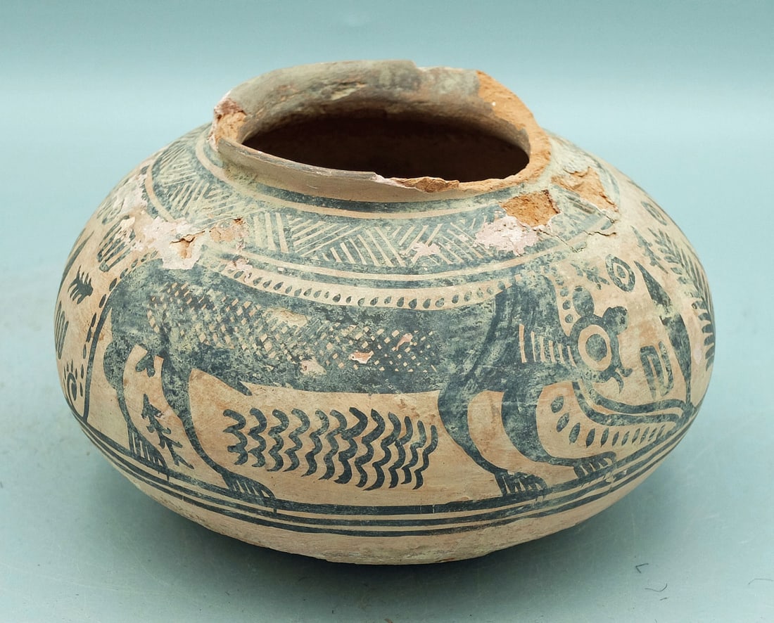 Harappan vessel - the Indus Valley (1 of 3)