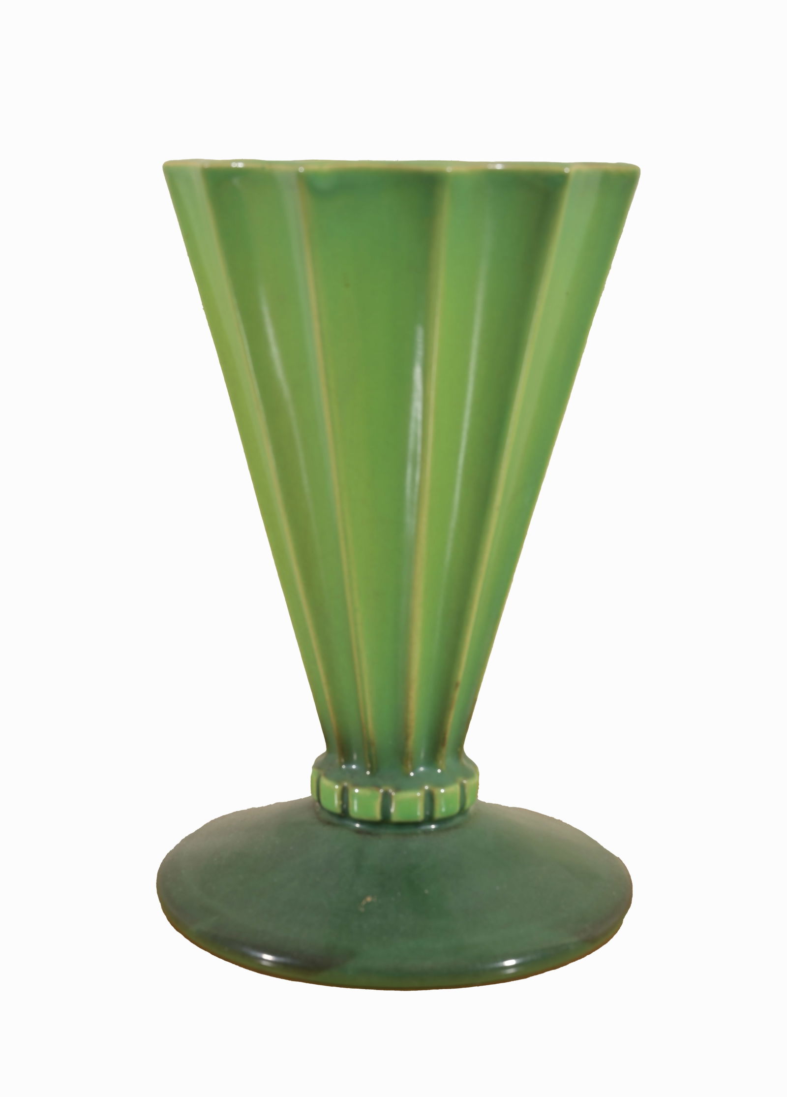 Roseville Pottery, Futura Green Fan Vase (1 of 6)