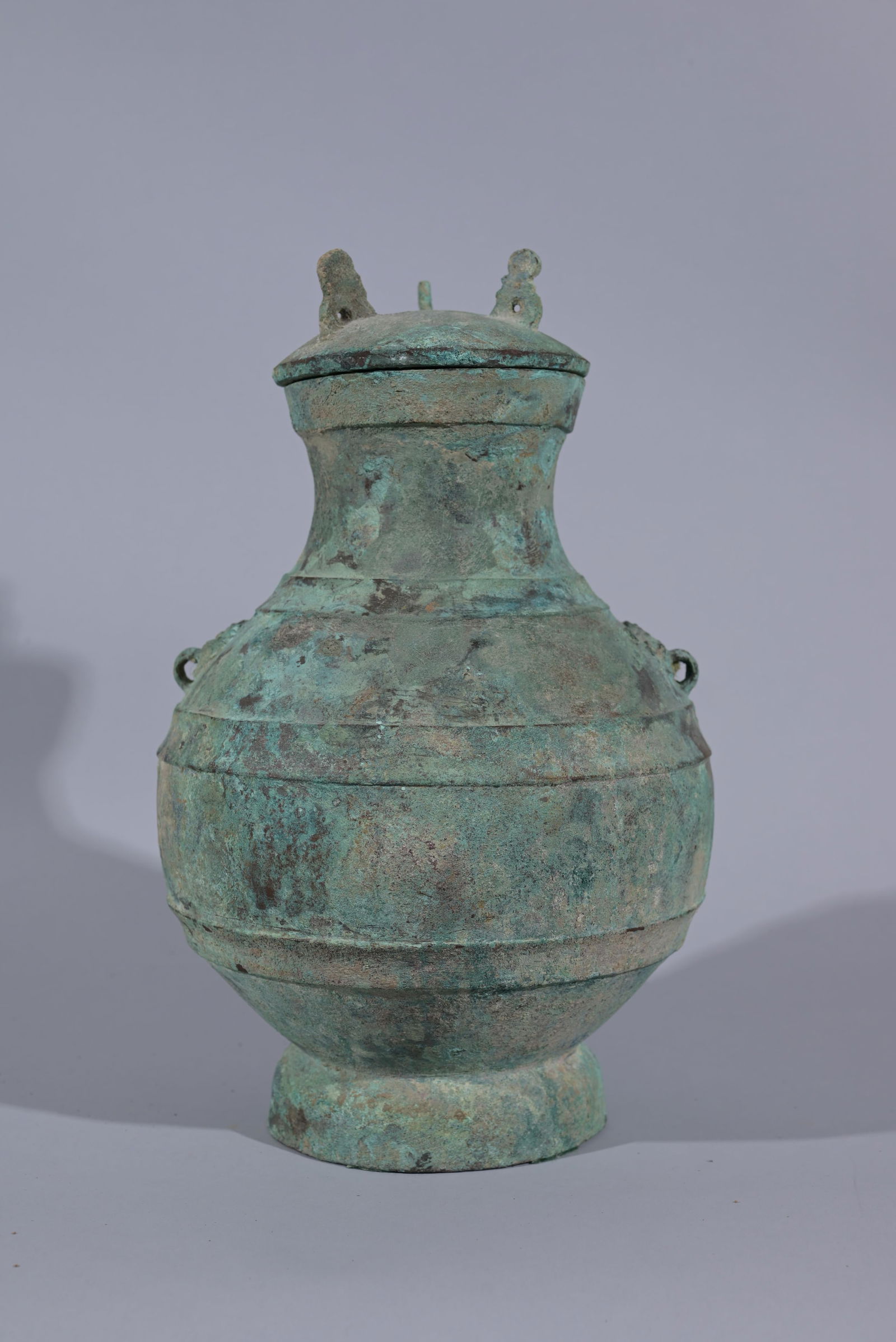 Rare Chinese Han Dynasty Bronze Hu Vessel W/ Lid (1 of 10)