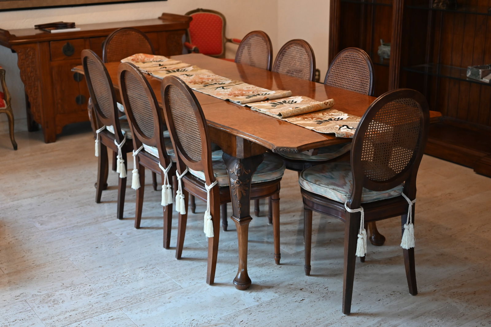 Dining Room Table & 8 Chairs: Comes with 8 cain backed dining chairs. Dimensions: 29 x 86 x 36 in. (table size) - This item is currently being stored offsite at the estate (Jacksonville, FL). It will be available for collection po