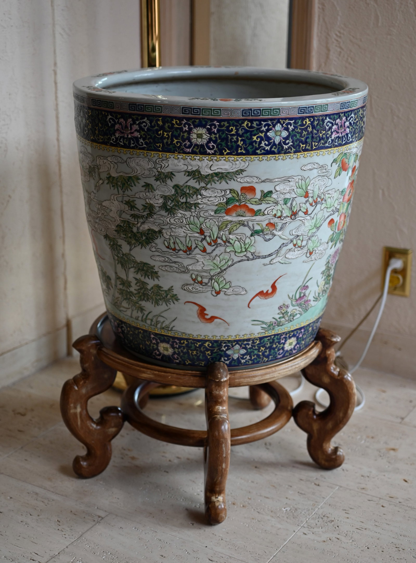 Large Chinese Porcelain Jardiniere on Stand: Large Chinese Porcelain Jardiniere on Stand. Dimensions: 19 x 20 x 12 in. (vase only) - This item is currently being stored offsite at the estate (Jacksonville, FL). It will be available for collectio