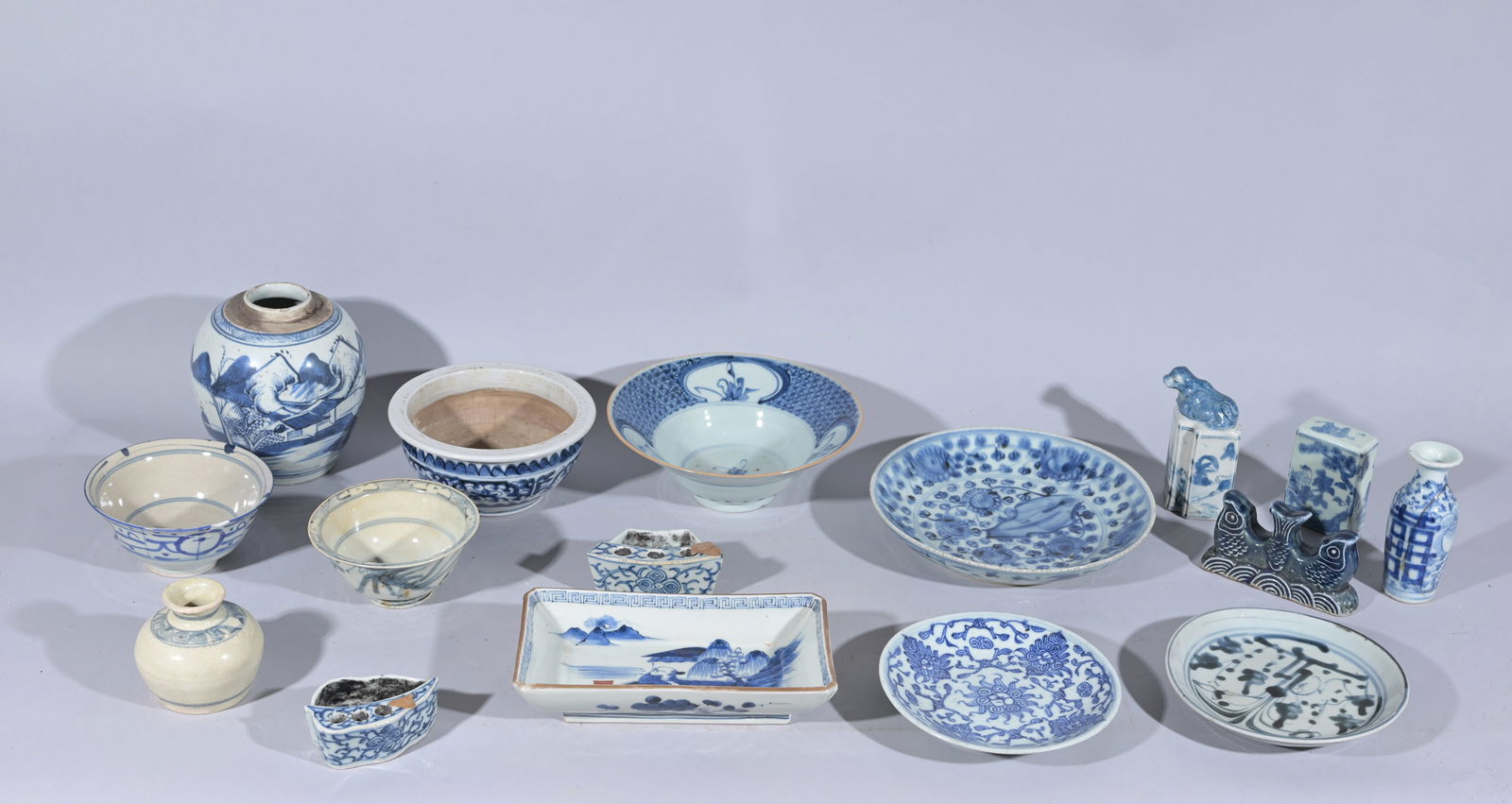 (16) Assorted Chinese Blue & White Porcelain Items (1 of 13)