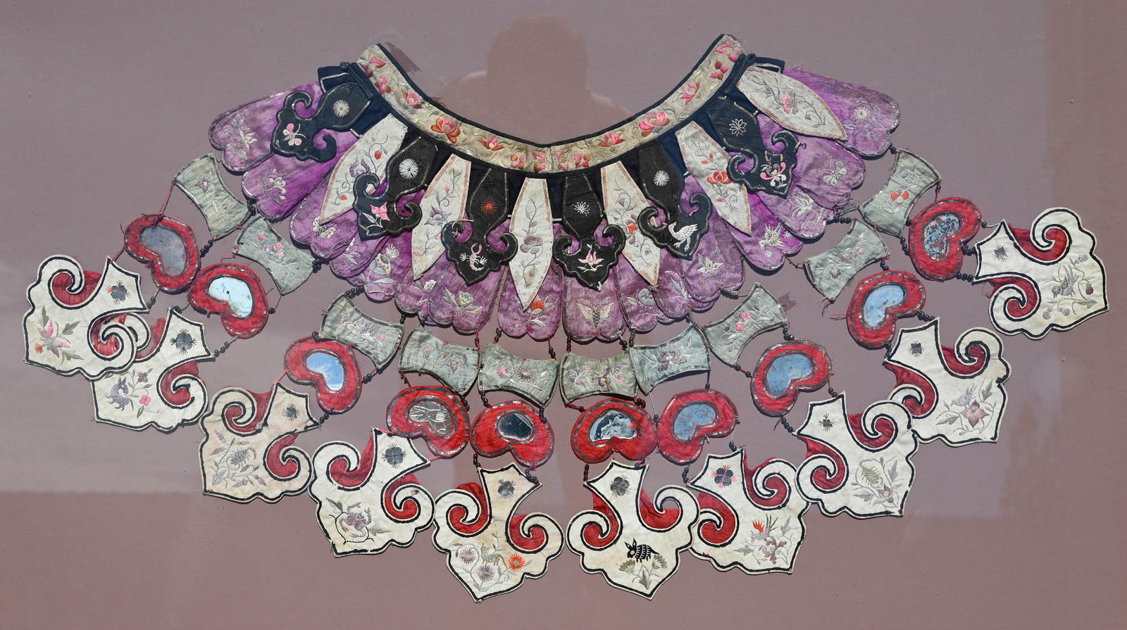 Antique Chinese Ceremonial Silk Cloud Collar (1 of 3)