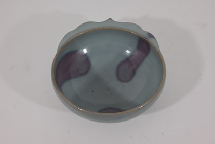 Chinese purple splshed Jun-type handled bowl