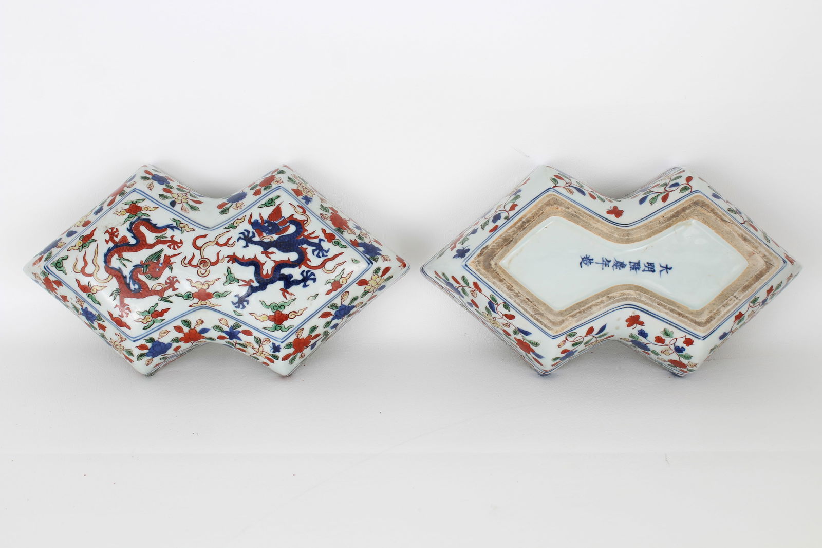 Chinese Wucai Box and Cover, Lingqing Mark (1 of 4)