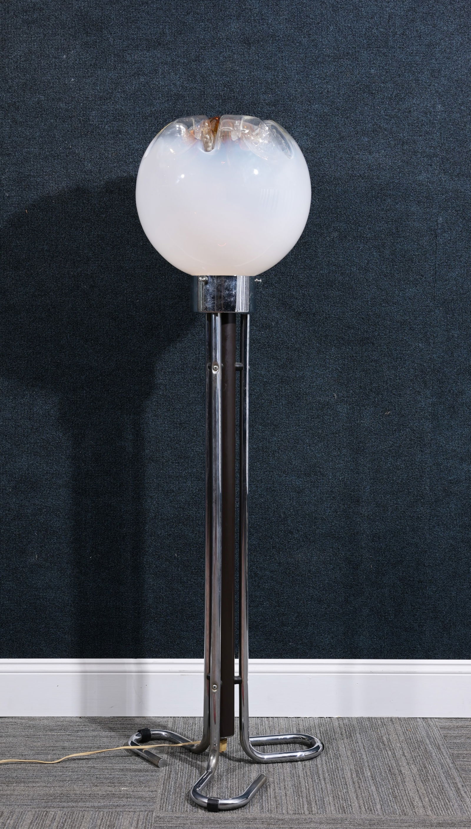 1970s Italian Mid Century Modern Floor Lamp (1 of 2)
