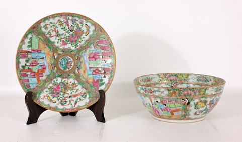 (2) Chinese Rose Medallion Porcelain Pieces