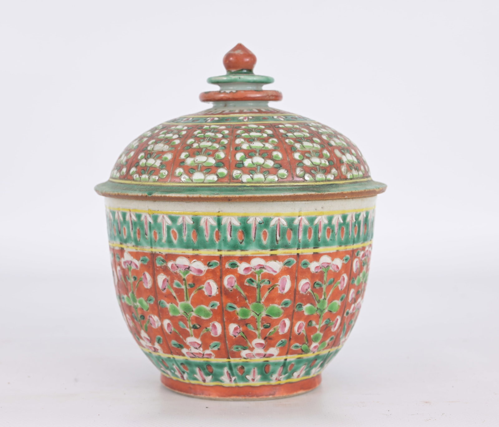Antique Thai Benjarong Covered Porcelain Jar: Antique Thai Benjarong Covered Porcelain Jar Height: 7.25 in (covered)