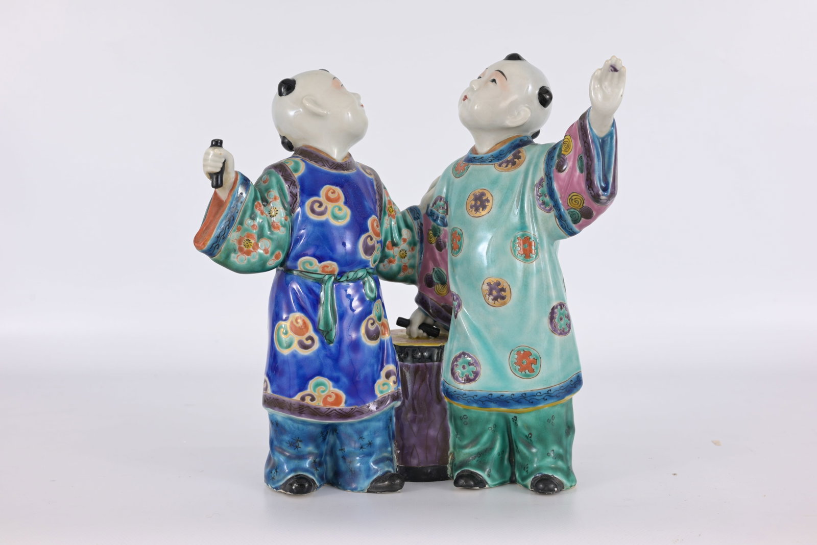 Chinese Famille Rose Porcelain Figure Group: Chinese Famille Rose Porcelain Figure Group Old gallery label on base. Height: 10.5 in.