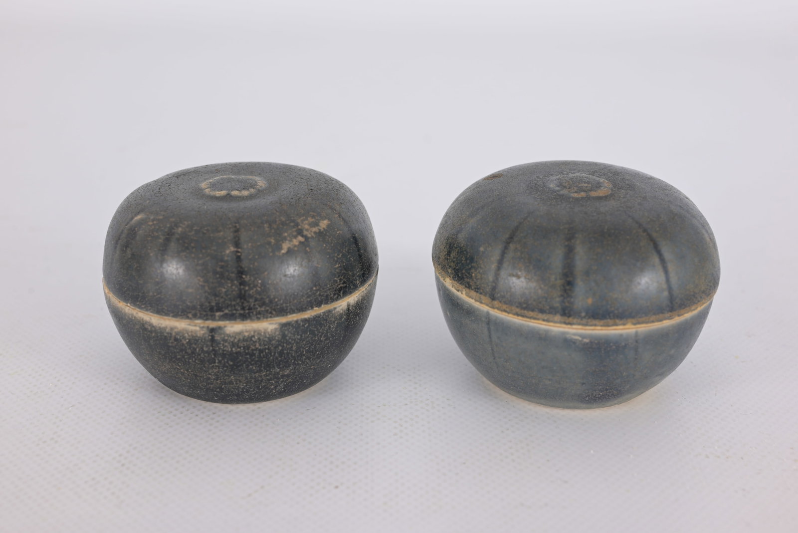 Antique Vietnamese cobalt glazed ceramic boxes: Antique Vietnamese cobalt blue-glazed ceramic boxes with covers Diameters: 2.5 in.