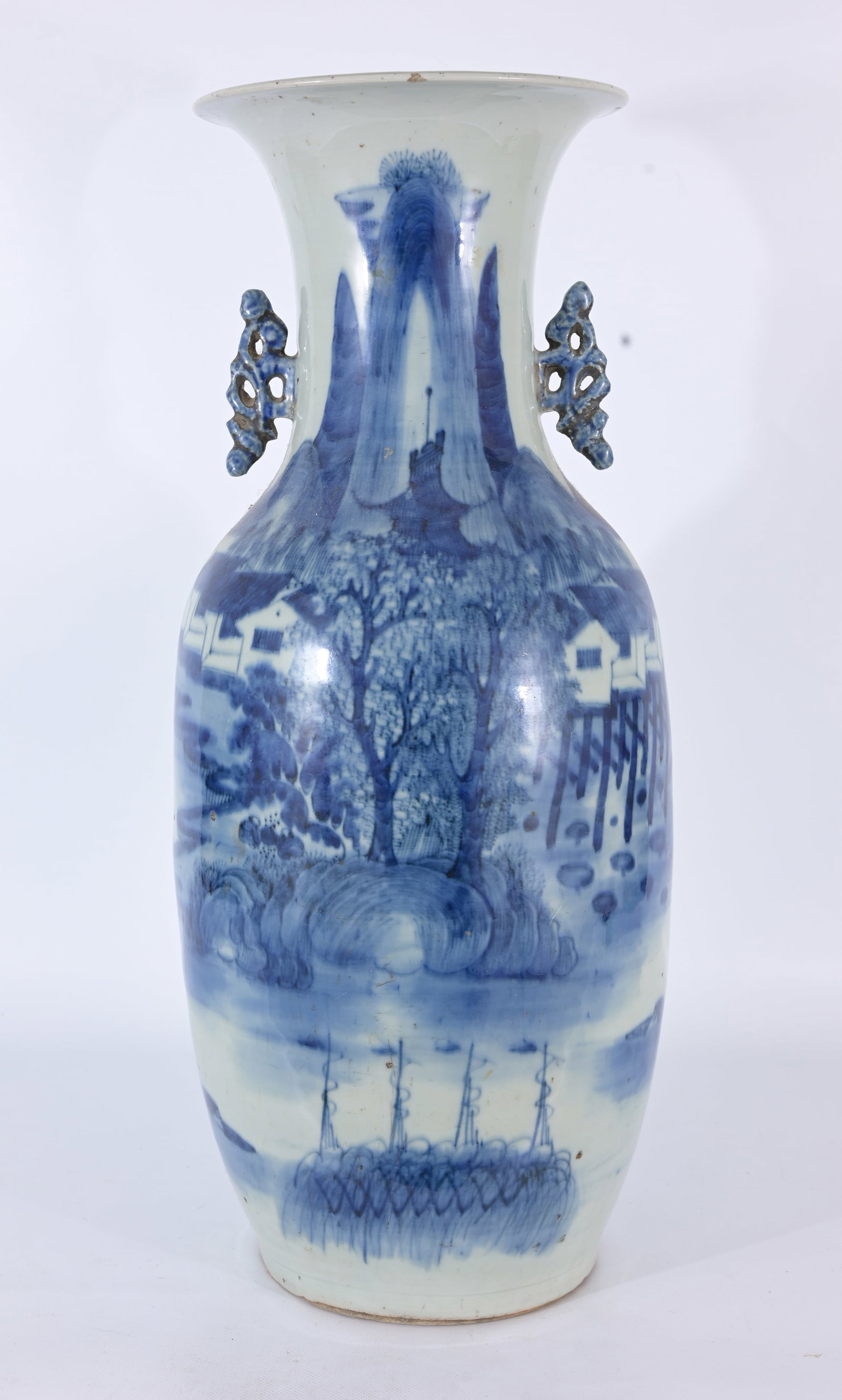 Antique Chinese blue/white porcelain baluster vase (1 of 7)
