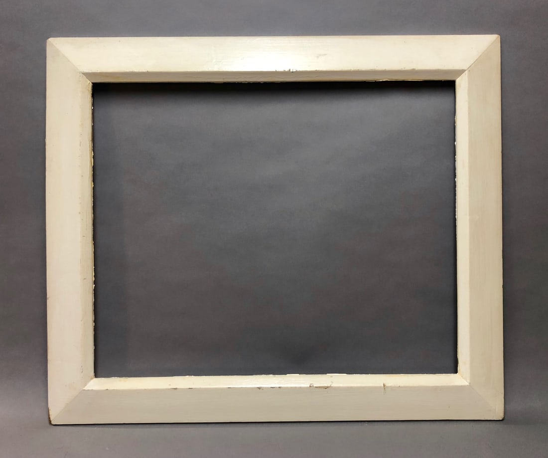 Modernist Carved and Painted White Wood Frame: Mid-Century Modernist Carved and Painted White Wood Frame. Rabbet Size: 19.75 x 24 in. Overall Framed Size: 25 x 29.25 in.