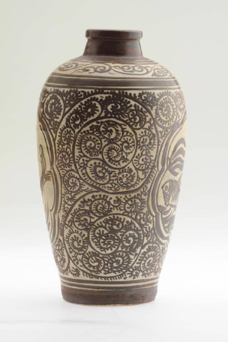 A Rare Superb Chinese Song Ci Zhou Kiln Mei Ping: DESCRIPTION: A rare superb Chinese Ci zhou Kiln porcelain vase, Mei Ping, decorated with open windows exhibiting swimming fish and demersum. Domestic shipping with full insurance and packing service c