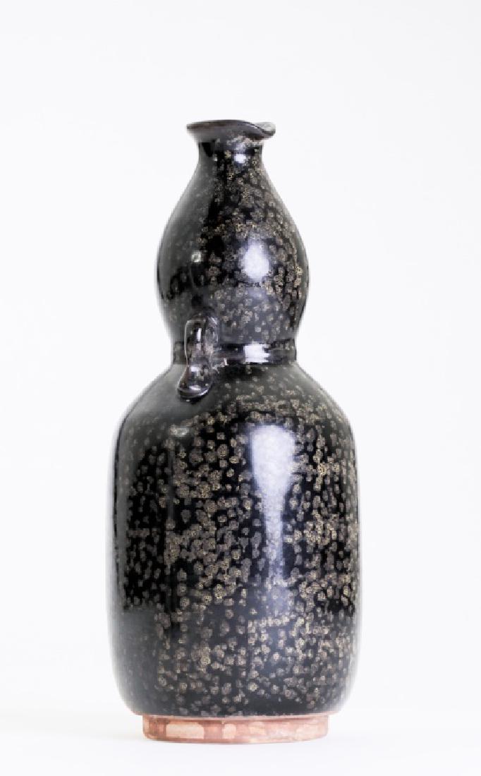 A nice Chinese Ji Zhou kiln blackish vase (1 of 9)