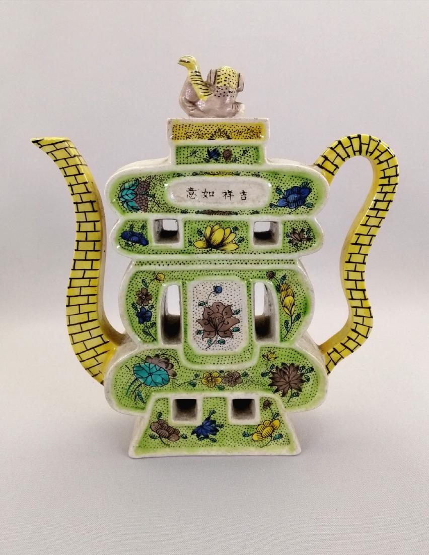 A Superb Chinese Simple San Cai Teapot (1 of 13)