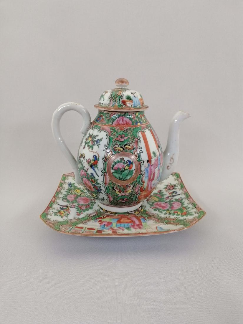 Set of Chinese rose medallion lidded teapot and s. (1 of 17)