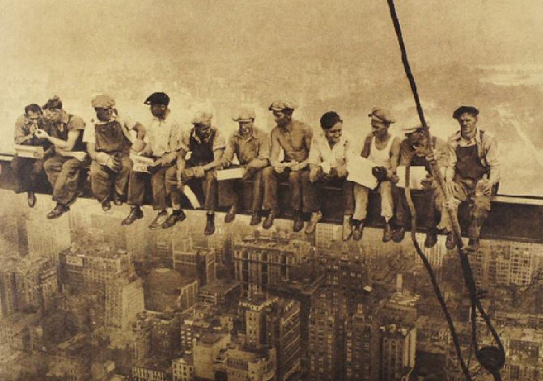 New York Poster: New York Poster Size: 20 x 14 inches.